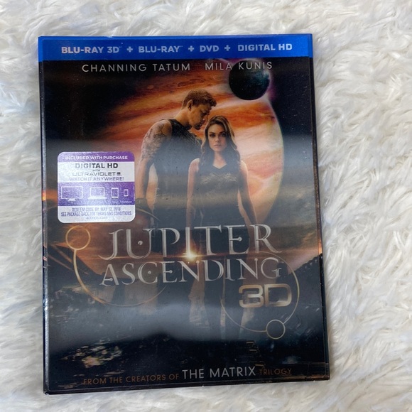 Jupiter Ascending Blue Ray 3D DVD - Picture 2 of 6